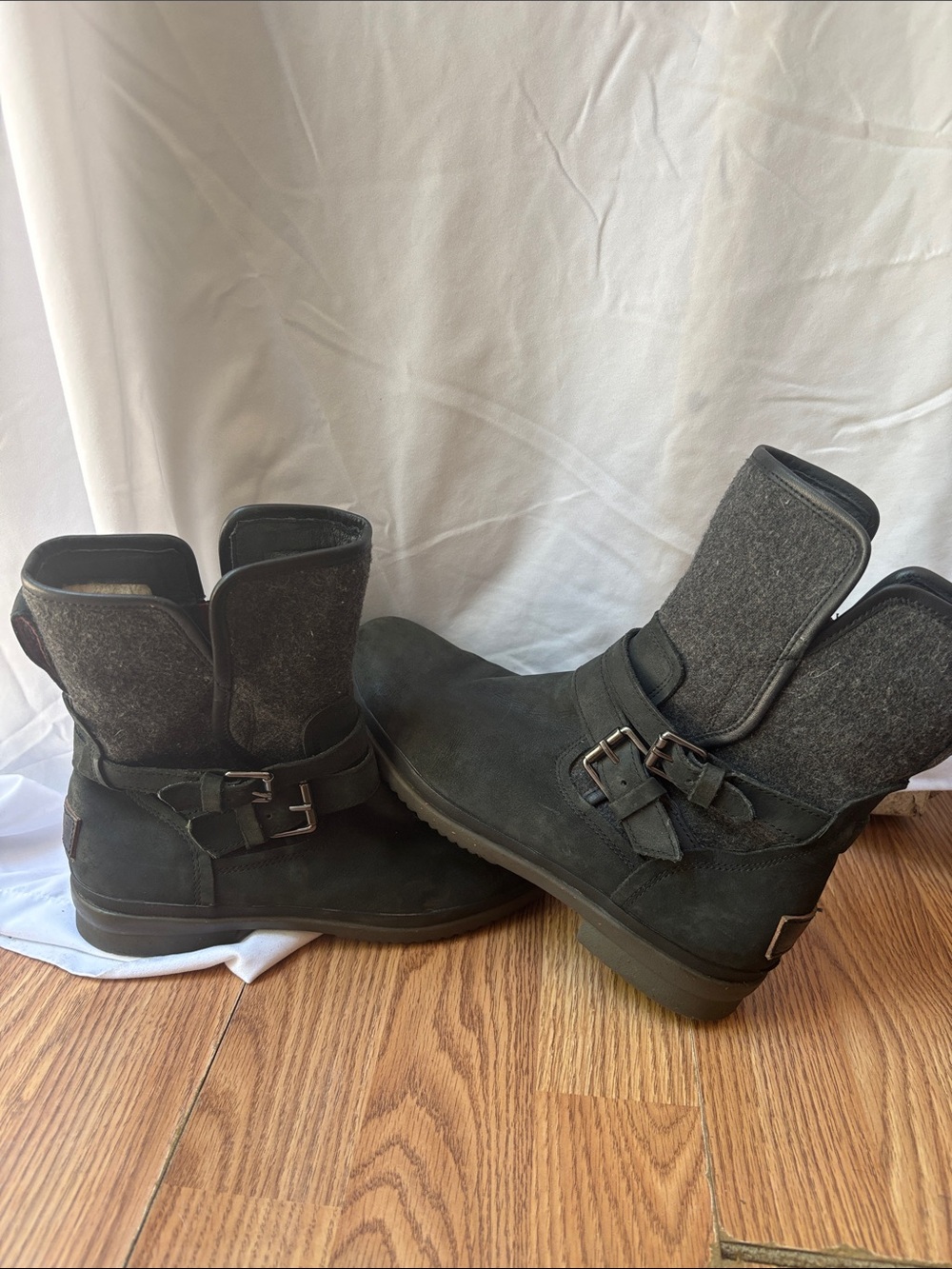 UGG Black Gray Suede & Wool Winter Boots